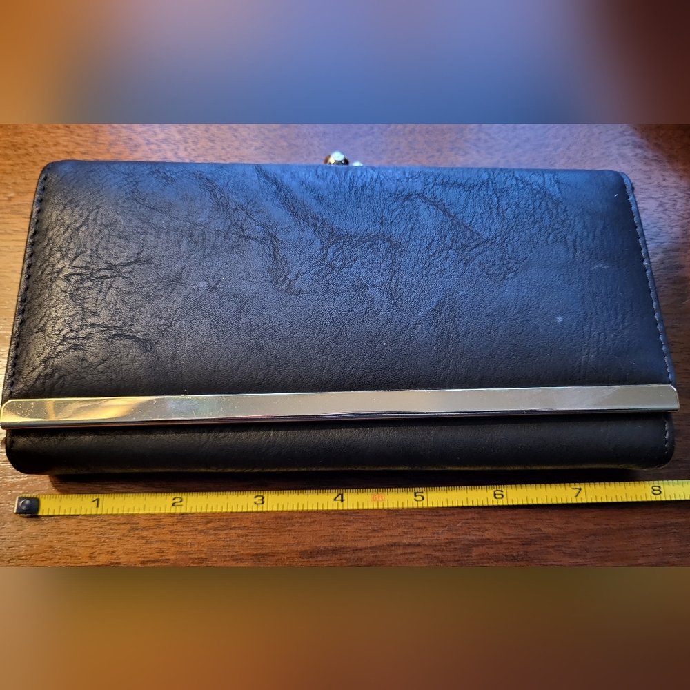 🌹Rose-Scented Black And Gold Vegan Leather Clutch Wallet - Picture 6 of 9